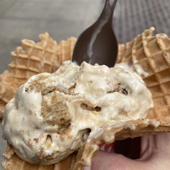 Salt & Straw - Stumptown Coffee & Compartes Love Nuts Salted, Malted, Chocolate Chip Cookie Dough in a waffle cup. - Ice Cream & Frozen Yogurt Near Me - Los Angeles, California Salt & Straw - Stumptown Coffee & Compartes Love Nuts Salted, Malted, Chocolate Chip Cookie Dough in a waffle cup. - Ice Cream & Frozen Yogurt Near Me - Los Angeles, California