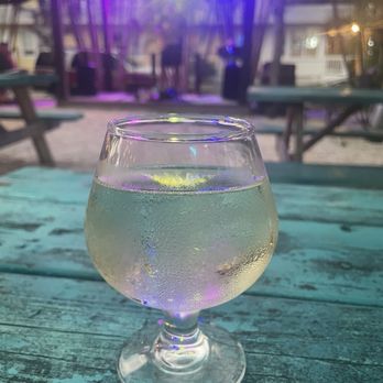 Gulfport Brewery and Eatery - Prosecco - Breweries Near Me - Gulfport, Florida
