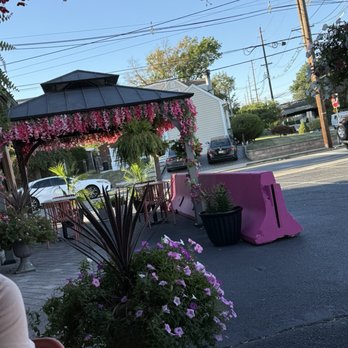 Los Cantaritos Cantina - Outdoor seating - Mexican Near Me - Garfield, New Jersey Los Cantaritos Cantina - Outdoor seating - Mexican Near Me - Garfield, New Jersey