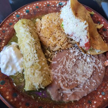 Lunas Bar and Grill - 2 combo plate - enchilada & crispy taco - Mexican Near Me - San Gabriel, California