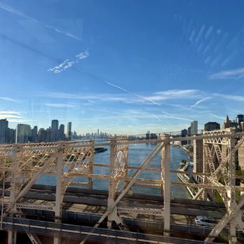 Roosevelt Island Tramway - Public Transportation Near Me - New York, New York Roosevelt Island Tramway - Public Transportation Near Me - New York, New York