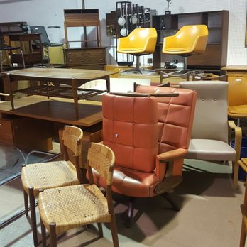 S & S Auction - Moor modern - Antiques Near Me - Swedesboro, New Jersey S & S Auction - Moor modern - Antiques Near Me - Swedesboro, New Jersey
