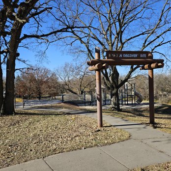 Mandan Park - Children's playground - Parks Near Me - Omaha, Nebraska Mandan Park - Children's playground - Parks Near Me - Omaha, Nebraska