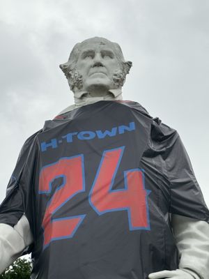 Sam Houston Statue by null