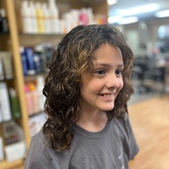 Salon Retro - Curly shag - Hair Salons Near Me - Spokane Valley, Washington Salon Retro - Curly shag - Hair Salons Near Me - Spokane Valley, Washington