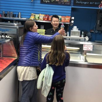 Deep Cove Ice Cream Cafe - American Near Me - North Vancouver, British Columbia Deep Cove Ice Cream Cafe - American Near Me - North Vancouver, British Columbia