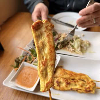 Sukho Thai - Chicken Stey is full of flavor. It's perfect combination with Agard light sauce - Thai Near Me - New Orleans, Louisiana Sukho Thai - Chicken Stey is full of flavor. It's perfect combination with Agard light sauce - Thai Near Me - New Orleans, Louisiana