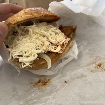 La Cemita Poblana - Milanesa con chipotle y quesillo, sin pápalo - Mexican Near Me - Santa Ana, California