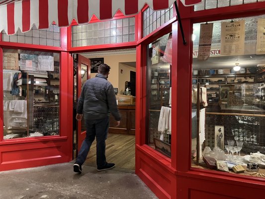 Detroit Historical Museum by null