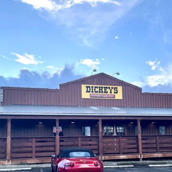 Dickey's Barbecue Pit - Front entrance from parking lot - Barbeque Near Me - Puyallup, Washington