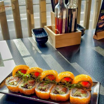 Sushi Roll - Sushi Bars Near Me - Chula Vista, California