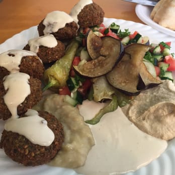 Mana Mana Middle Eastern Restaurant - Mediterranean Near Me - Clearwater, Florida