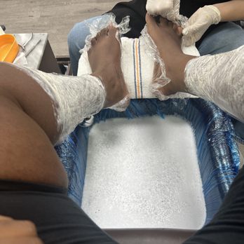 Ballet Nail Salon - Age-defying Mandarin + Mango Pedicure - Nail Salons Near Me - Corona, New York Ballet Nail Salon - Age-defying Mandarin + Mango Pedicure - Nail Salons Near Me - Corona, New York