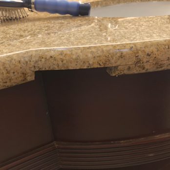 La Quinta by Wyndham Lindale - Vanity broken and sharp edges. - Hotels Near Me - Lindale, Texas La Quinta by Wyndham Lindale - Vanity broken and sharp edges. - Hotels Near Me - Lindale, Texas