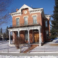Anderson Jay Antiques - This house is listed under antique shopping!?