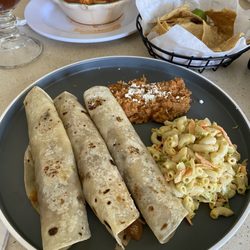 Menudo Michoacán - Burritos de machaca