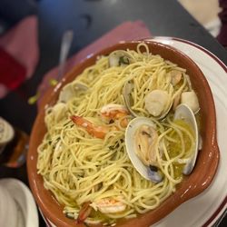 Rainbow Lodge - Seafood pasta special- not bad but very bland