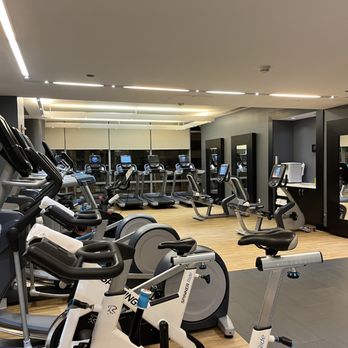 theWit Chicago, a Hilton Hotel - Fitness center - Hotels Near Me - Chicago, Illinois theWit Chicago, a Hilton Hotel - Fitness center - Hotels Near Me - Chicago, Illinois