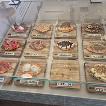 Croffle Crew - Desserts Near Me - Happy Valley, Oregon