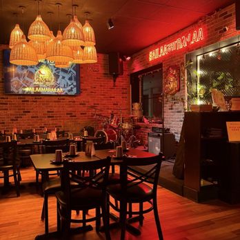 Ailaa Himalayan Bar and Grill - Dining area - Himalayan/Nepalese Near Me - Stoneham, Massachusetts