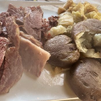 Tyler's Bar & Grille - Corned beef, cabbage, potatoes - Venues & Event Spaces Near Me - Wilmington, Delaware