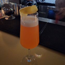 Hidalgo At W Aspen