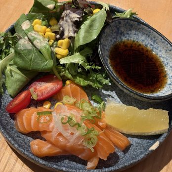 Kajiken - Salmon salada - Ramen Near Me - North York, Ontario Kajiken - Salmon salada - Ramen Near Me - North York, Ontario