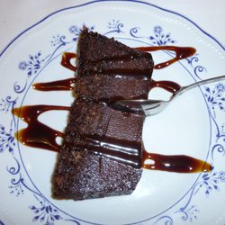 Ristorante della Torre - Gâteau traditionnel au chocolat et biscuit amaretti