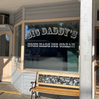 Big Daddy’s Ice Cream - Outside - Ice Cream & Frozen Yogurt Near Me - Kennebunkport, Maine Big Daddy’s Ice Cream - Outside - Ice Cream & Frozen Yogurt Near Me - Kennebunkport, Maine