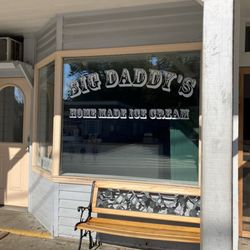 Big Daddy’s Ice Cream - Outside