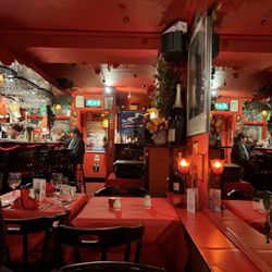 La Cave Winebar and Restaurant - Inside