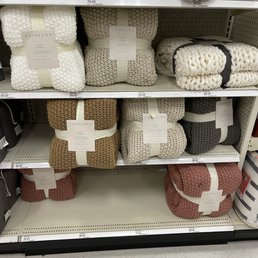 Casaluna blankets