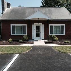 Pro Skin Waxing Salon - Front of building.