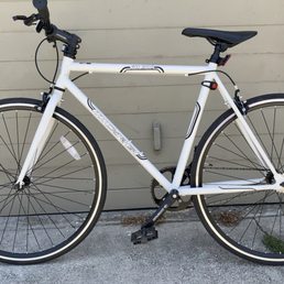 White micargi fixie bike