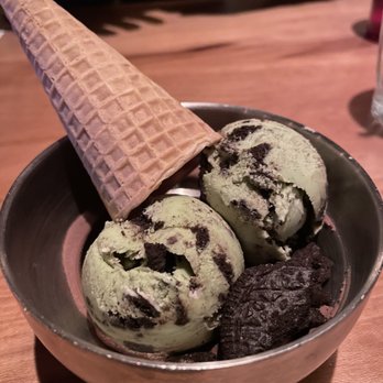RAMEN-SAN - Matcha Oreo Ice Cream - Ramen Near Me - Chicago, Illinois RAMEN-SAN - Matcha Oreo Ice Cream - Ramen Near Me - Chicago, Illinois