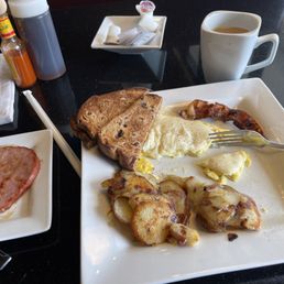 2 egg Breakfast with bacon and single ham steak 2 egg Breakfast with bacon and single ham steak