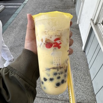 Sunright Tea Studio - Creme brulee milk with boba - Bubble Tea Near Me - Irvine, California Sunright Tea Studio - Creme brulee milk with boba - Bubble Tea Near Me - Irvine, California