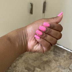 Lilly's Nails & Spa - Acrylic refill w/ gel