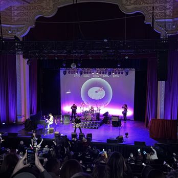 Paramount Hudson Valley Theater - Performing Arts Near Me - Peekskill, New York