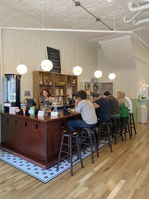 SALTY LUNCH LADY’S LITTLE LUNCHEONETTE - 80 Photos - 565 Woodward Ave, Queens, New York