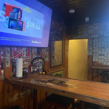 Keg South - They showed the game we wanted - Bars Near Me - Pinecrest, Florida