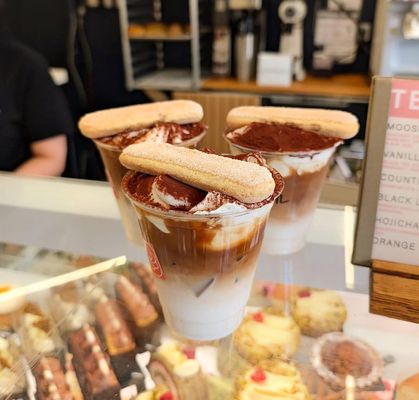 LITTLE PEBBLES CAFE by null