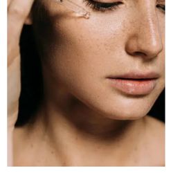Gea Beauty and Health - CO2 Topical Carboxy TherapyFor Face and Body
A Revolutionary therapy created to maximize the benefits of the beauty treatments .