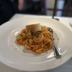 The Tides Restaurant - Wonderful pasta and shrimp appetizer