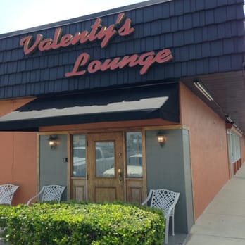 Valenty's Lounge
