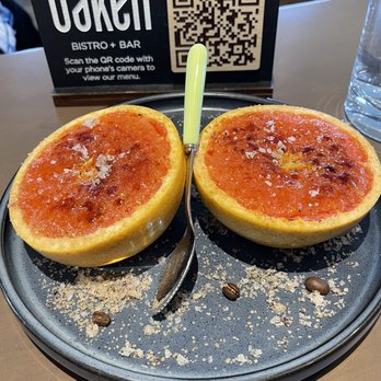 Oaken Bistro Bar - Organic Red Grapefruit Brulee* - New American Near Me - Lake Forest, Illinois