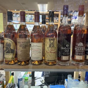 Mountain Top Liquor - Beer, Wine & Spirits Near Me - Idyllwild, California Mountain Top Liquor - Beer, Wine & Spirits Near Me - Idyllwild, California