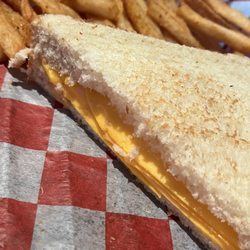 Red Rock Saloon - the 'Grilled' Cheese Sandwich aka slices of Kraft singles on toast