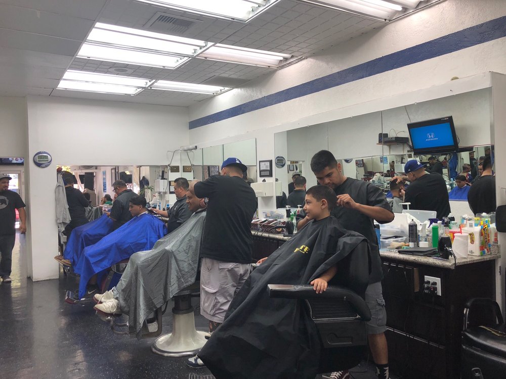 THE GREAT 11 Photos & 33 Reviews Barbers 1320 N Lake