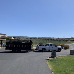 David is a great guy. His estimate was good. He worked efficiently and hauled our junk away. I highly recommend his services . David is a great guy. His estimate was good. He worked efficiently and hauled our junk away. I highly recommend his services .